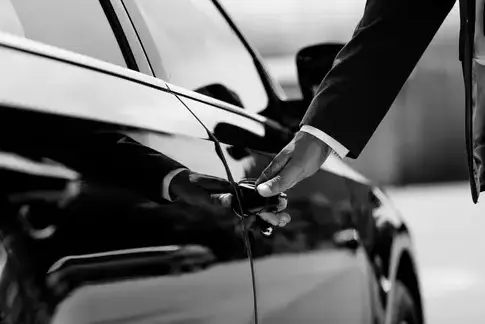 chauffeur privé à Chavagne - image 2
