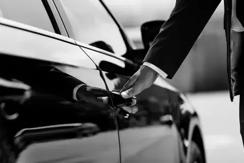voiture avec chauffeur à Ille-et-vilaine - image 3